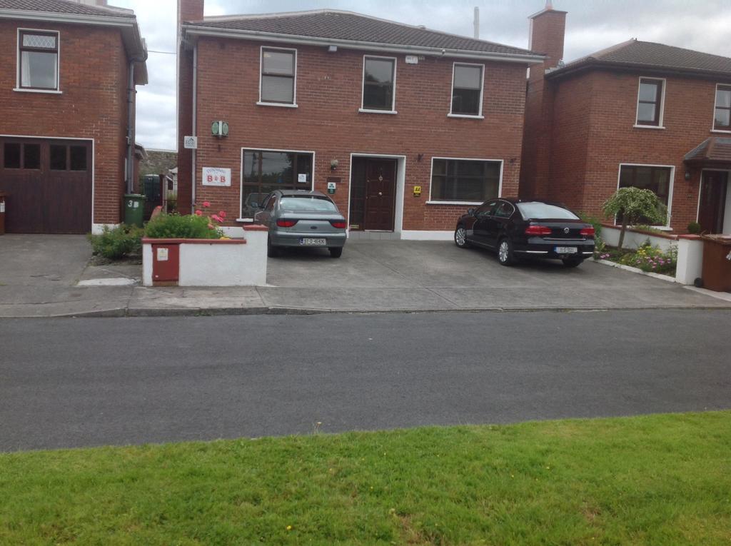 Clochard Bed & Breakfast Galway Extérieur photo